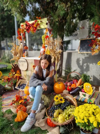 Festivalul Recoltei: o salată de fructe din bogățiile toamnei — fotografie 3