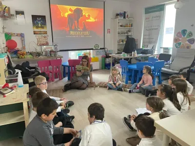„Citește-mi 100 de povești”: ateliere de lectură cu voce tare — fotografie 1