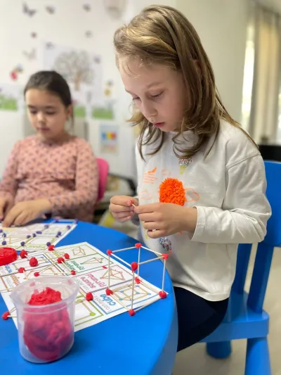 We played with geometric shapes — photo 4
