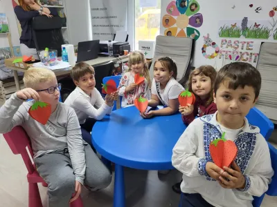 Primele căpșuni ale anului, de la producători locali — fotografie 4