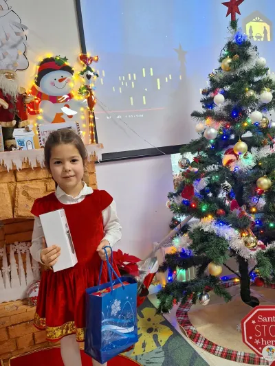 Crăciun la PlusKids: colinde, decoruri și Moși Crăciuni secreți — fotografie 5