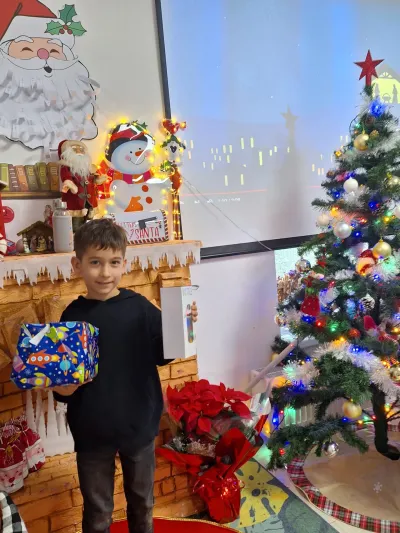 Crăciun la PlusKids: colinde, decoruri și Moși Crăciuni secreți — fotografie 6