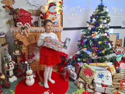 Crăciun la PlusKids: colinde, decoruri și Moși Crăciuni secreți — fotografie 10