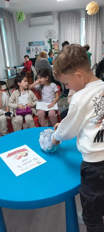 Cutiile surpriză, cu provocări educative înăuntru — fotografie 5