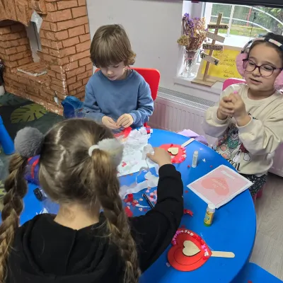 School Valentine's Day, celebrated at PlusKids — photo 4