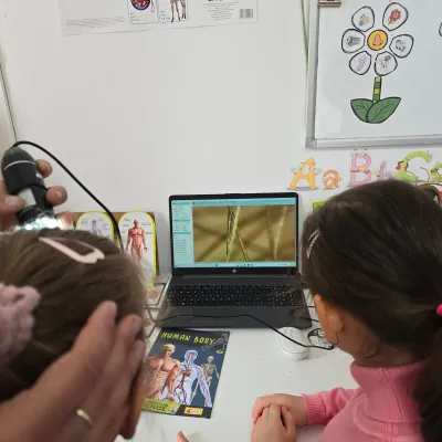 „Sâmbăta Părinților”: opt ore de timp liber și corpul uman — fotografie 26