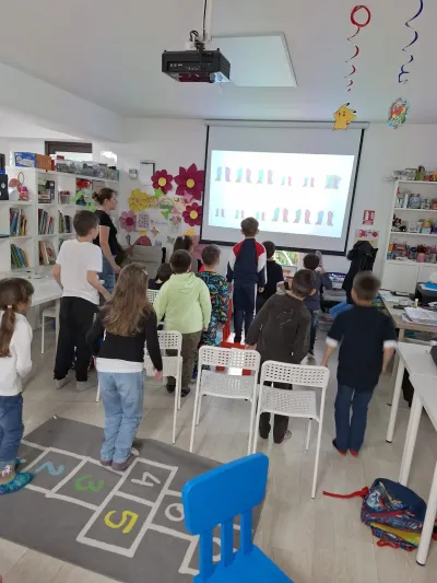 Lectură și teatru: povești inventate de copii — fotografie 9