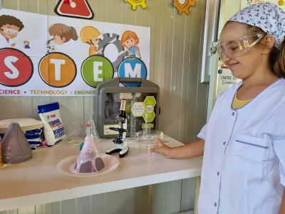 Săptămâna STEM: vulcani, curcubeu, spațiu și microbiologie — fotografie 5