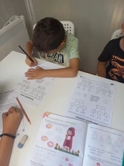 Săptămâna STEM: vulcani, curcubeu, spațiu și microbiologie — fotografie 10
