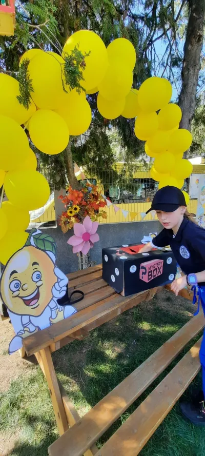Yellow Friday, cu limonadă și Mystery Box — fotografie 2