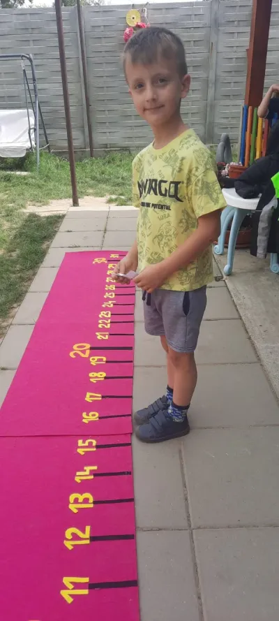Eclipses, a violin and the giant number line — photo 14