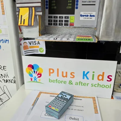 Bănuți, carduri personalizate și târgul PlusKids — fotografie 16