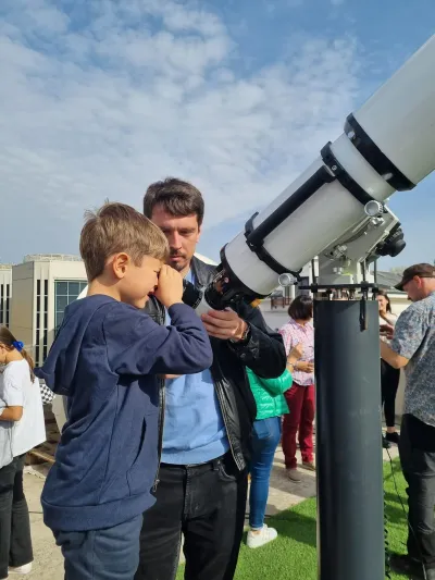 The partial solar eclipse, watched at the Institute of Space Science — photo 11