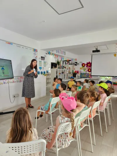 Week 3: health education, from hygiene to first aid — photo 31