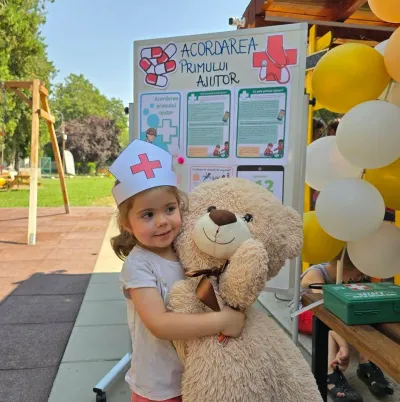 Week 3: health education, from hygiene to first aid — photo 61