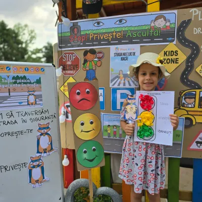 Week 6: road safety, with a practical course in the yard — photo 11