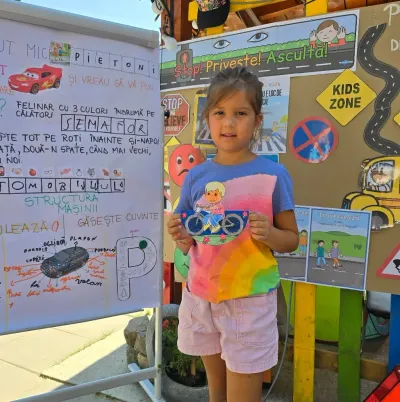 Week 6: road safety, with a practical course in the yard — photo 22