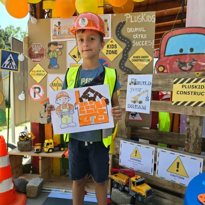 Week 6: road safety, with a practical course in the yard — photo 37