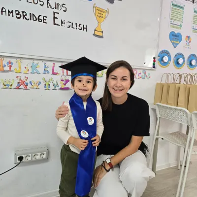 Premierea absolvenților examenului Cambridge — fotografie 5