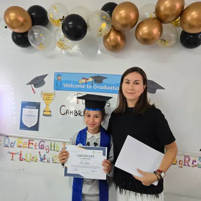 Premierea absolvenților examenului Cambridge — fotografie 7