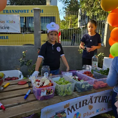Toamna la PlusKids: am pus murături și am savurat plăcintă cu dovleac — fotografie 11