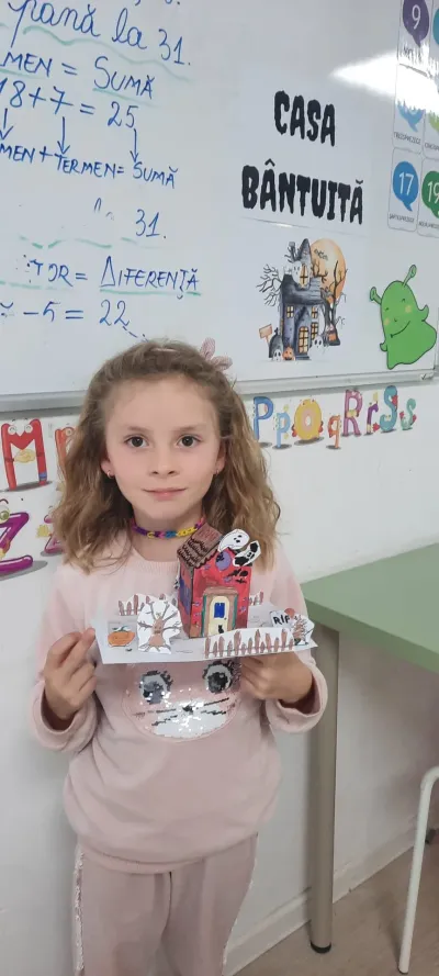 Autumn holidays: educational activities and Halloween preparations — photo 13