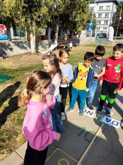 Autumn holidays: educational activities and Halloween preparations — photo 26