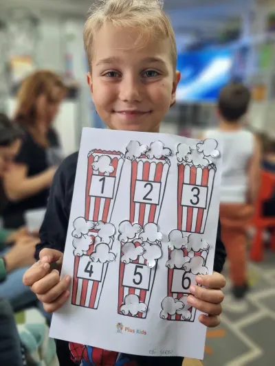 Autumn holidays: educational activities and Halloween preparations — photo 43