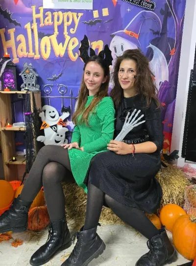 The Halloween party: a costume parade and the witch's house — photo 20