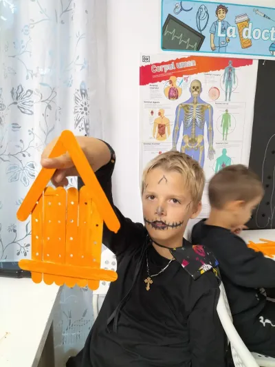 The Halloween party: a costume parade and the witch's house — photo 31