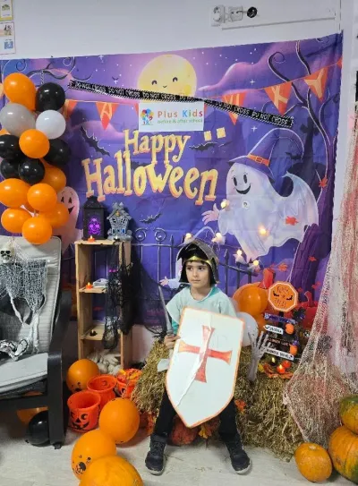 The Halloween party: a costume parade and the witch's house — photo 36