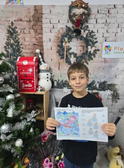 A început iarna: fulgi de nea, oameni de zăpadă și ghetuțe pregătite — fotografie 42